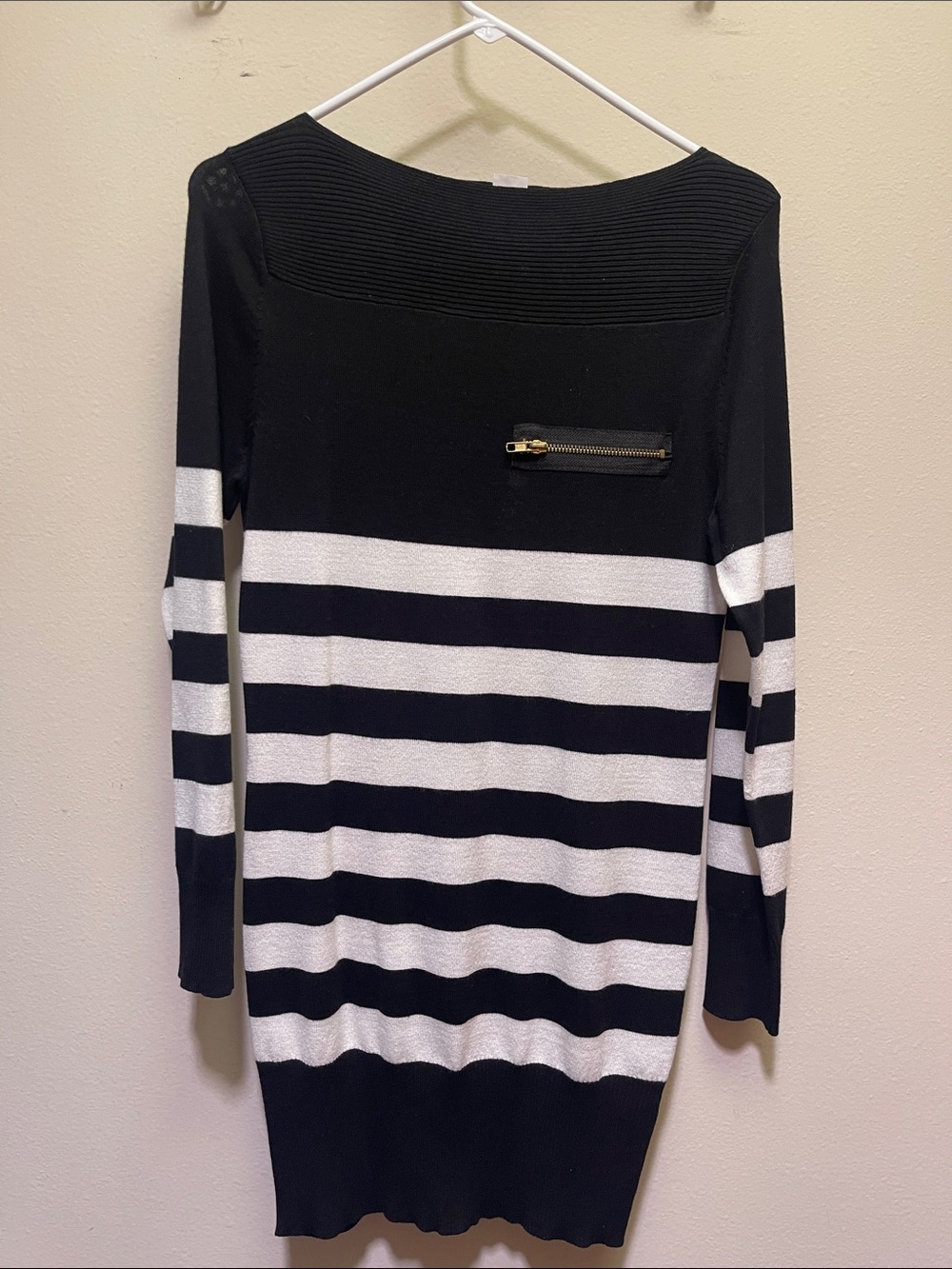 Black & White Striped Women’s Sweater Dress with Zip Pocket